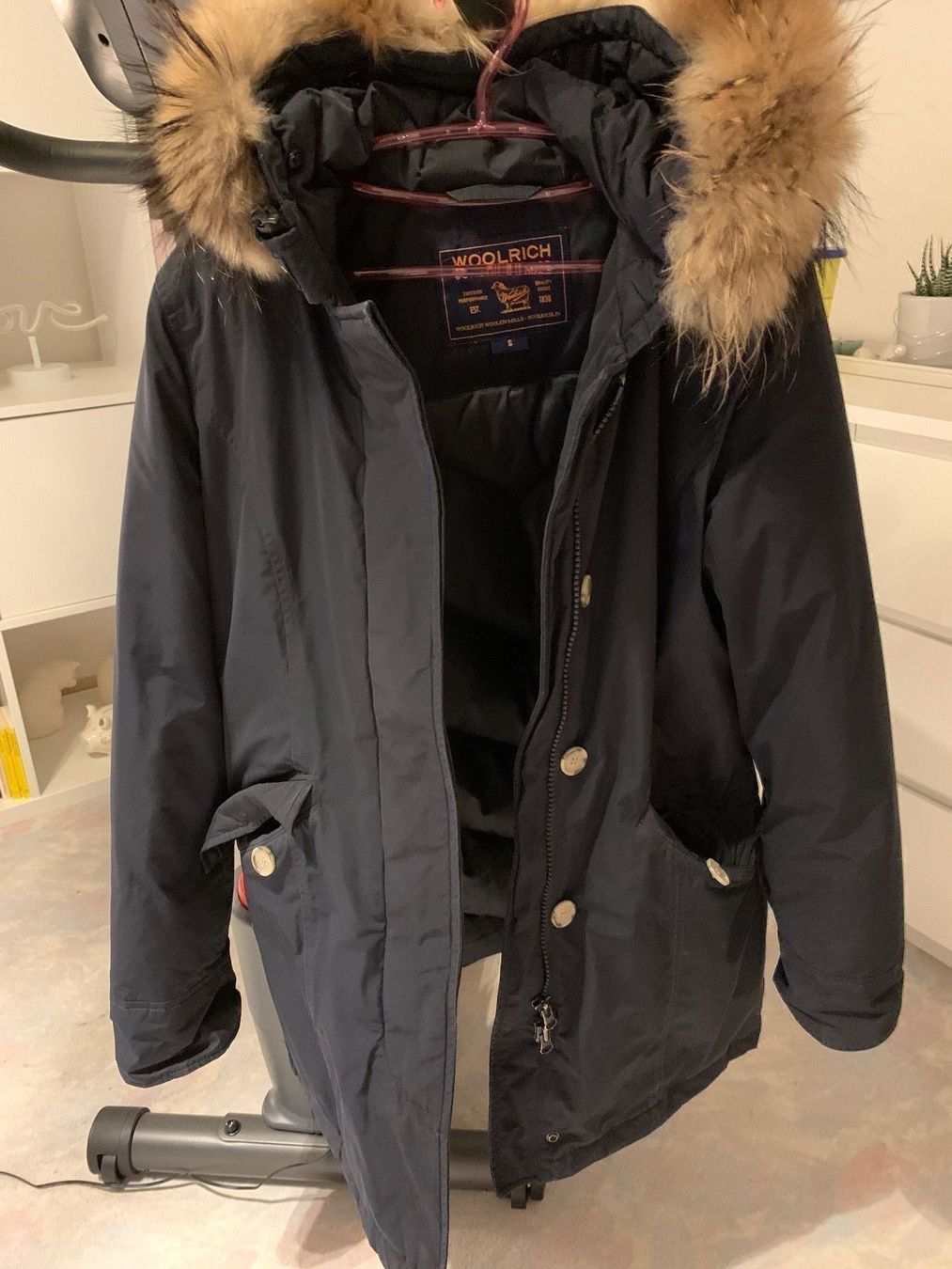 Woolrich Cappotti: Woolrich Parka dunkelblau Grösse S – Usato da Zürich venduto da viv_2ndn