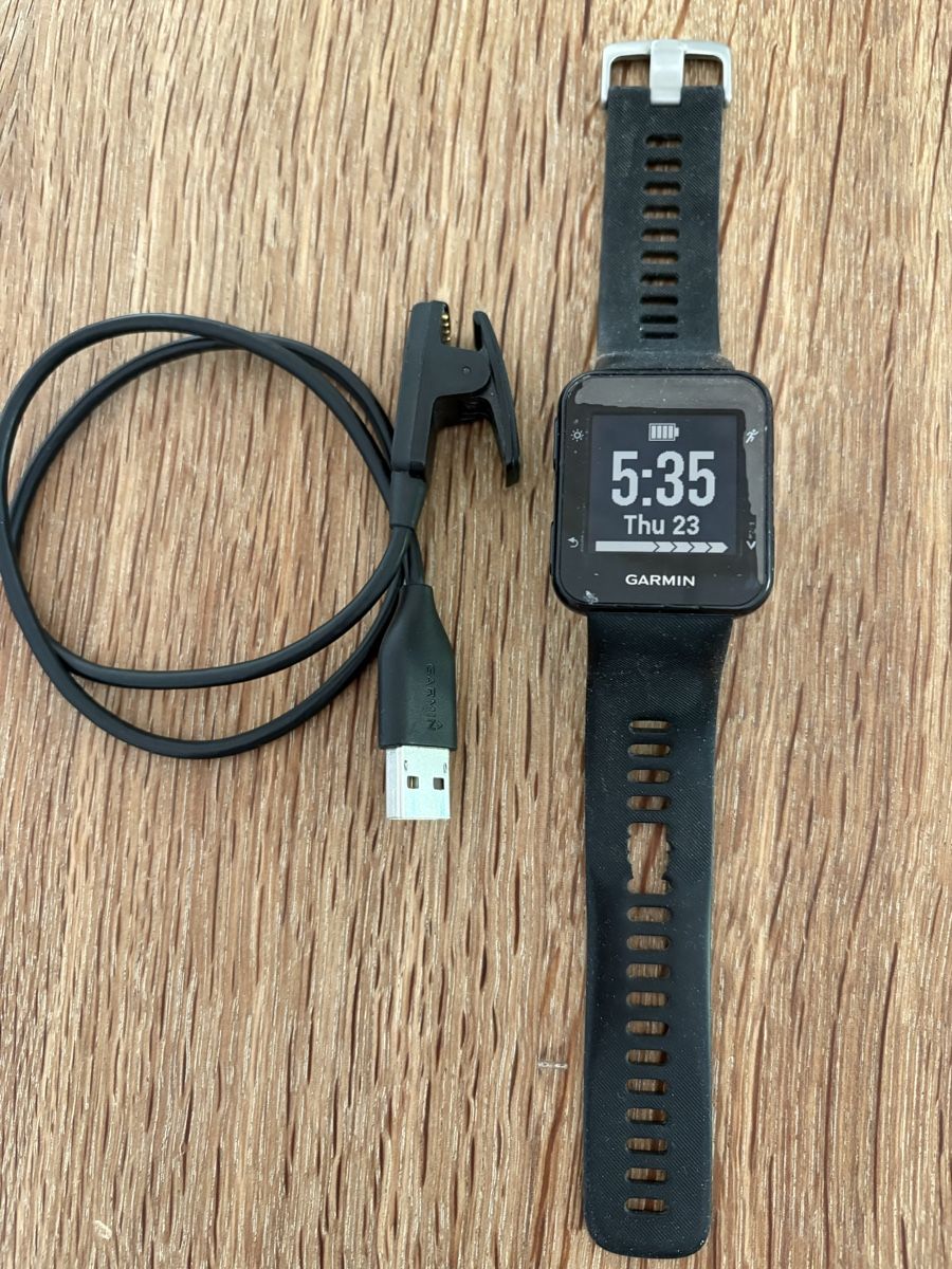 Garmin Smartwatch: Garmin Forerunner 35 GPS & HRM – Gebraucht aus Rüschlikon von sve_28vj