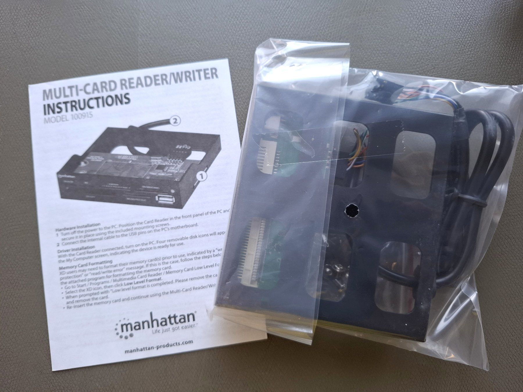 Lettori di schede: Card Reader/Writer von manhattan – Usato da Marthalen venduto da cay2mar 2