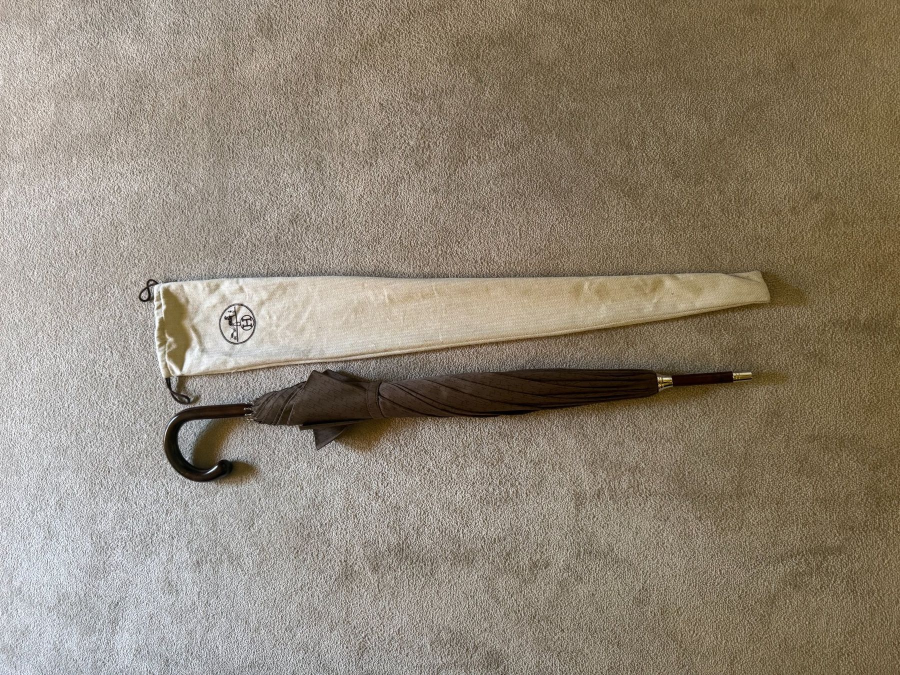 Armbänder & -reifen: HERMÈS Handmade Umbrella  New – Gebraucht aus Grund b. Gstaad von ReLuxe