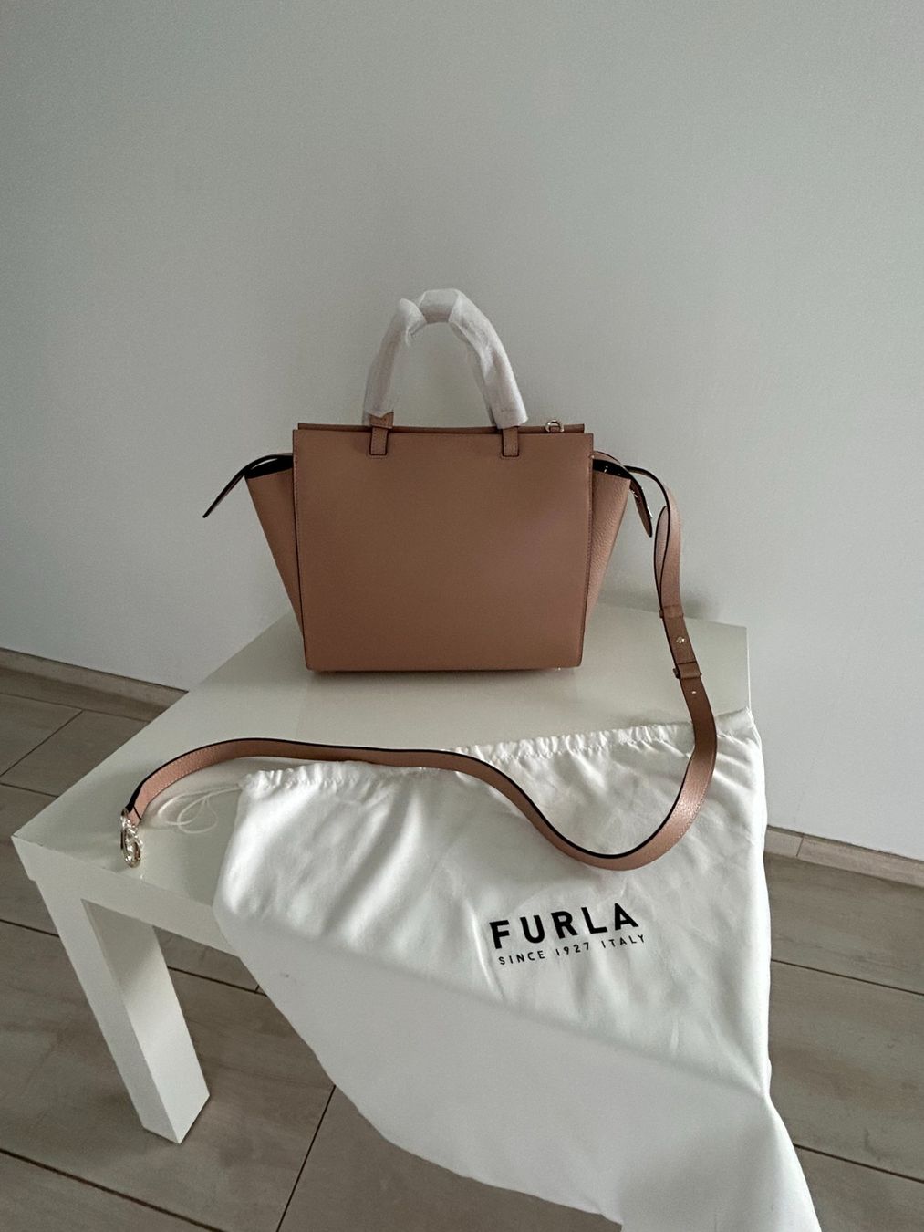 Furla Borse da donna: Furla Tasche – Nuovo (secondo la descrizione) da Biel-Benken BL venduto da ser_z25x 1