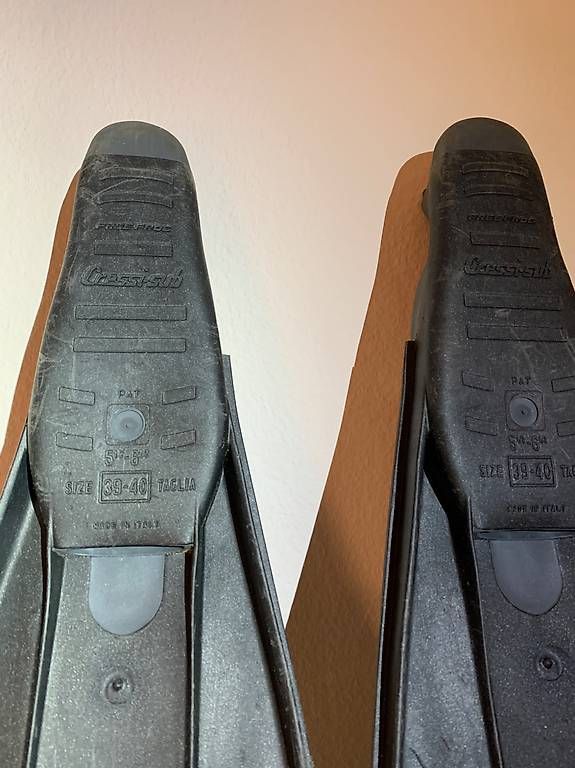 Pinne, Maschere & Boccagli: Palmes Cressi Freefrog, taille 39-40 – Usato da Pully venduto da phi_jl6v 2