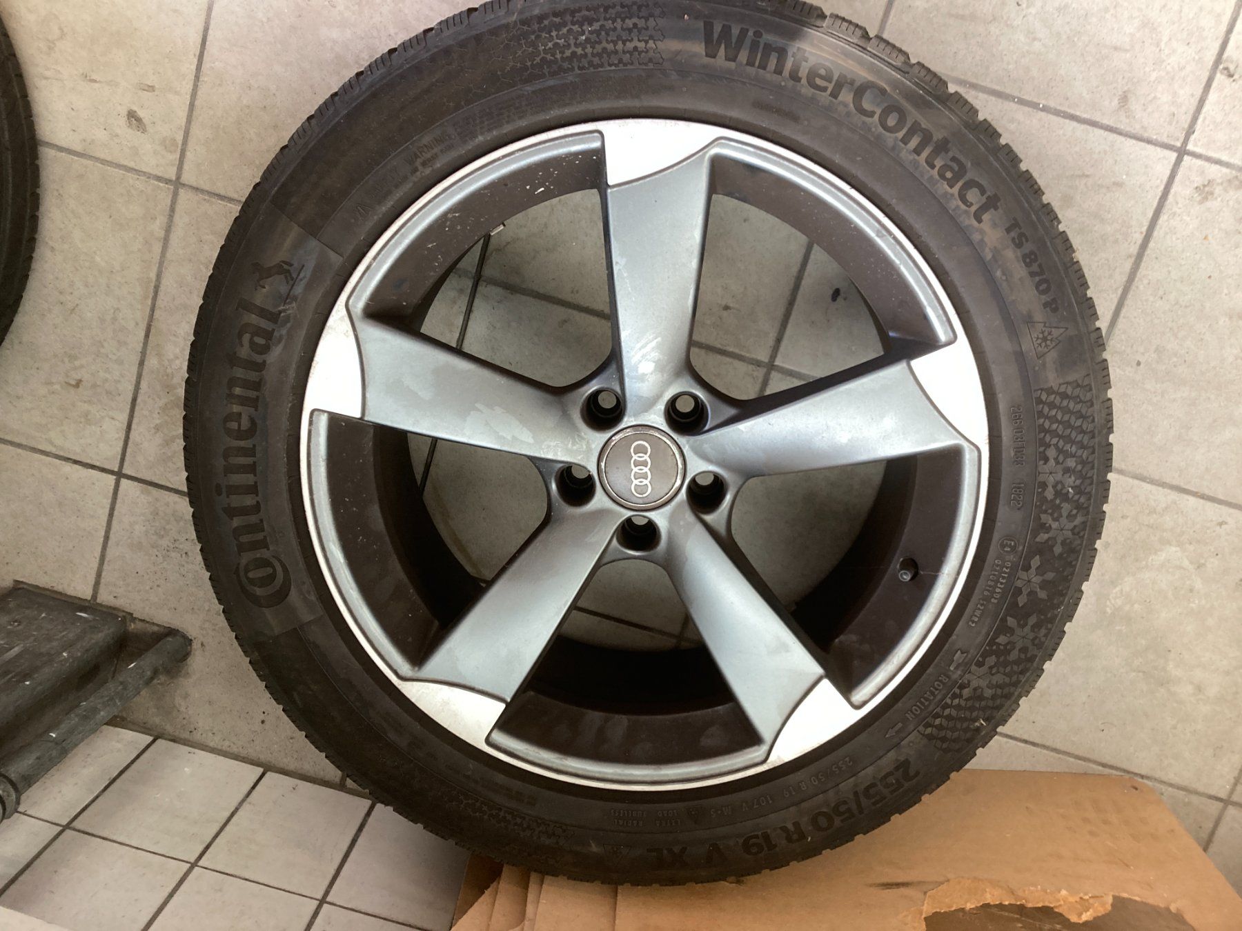 Audi Pneumatici & Ruote complete: Audi SQ5 Winterräder 255/50R19 – Usato da Cham venduto da WB2223 3