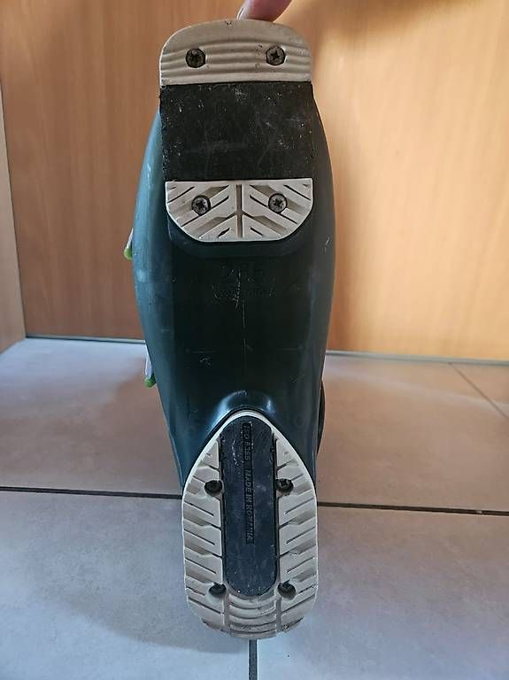 Lange Scarpe da donna: Skischuhe Damen Lange 26.5 – Usato da Birrhard venduto da pas_5sl2 4