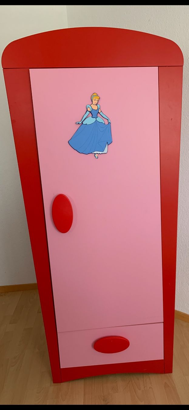 Ikea Armoires: Ikea Schrank – D'occasion à Neuhausen par sve_6m9d