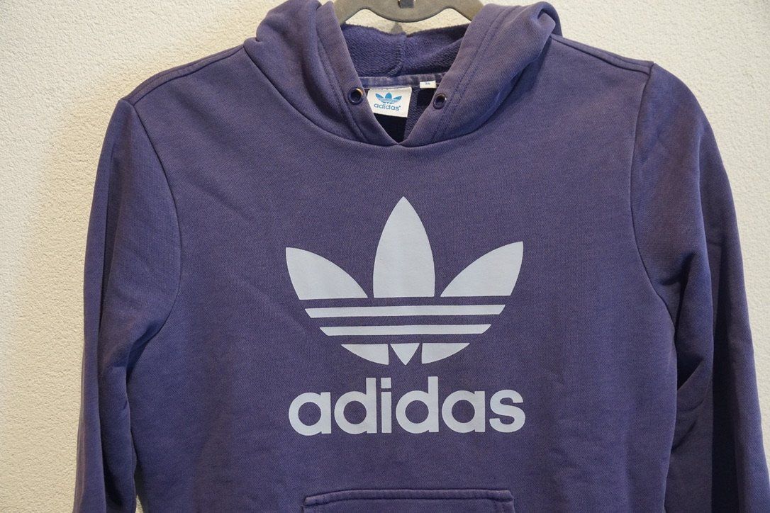 Adidas Maglioni & Felpe: ADIDAS - Sweat à Capuche Violet - 36 – Usato da Haute-Nendaz venduto da Violette123 1