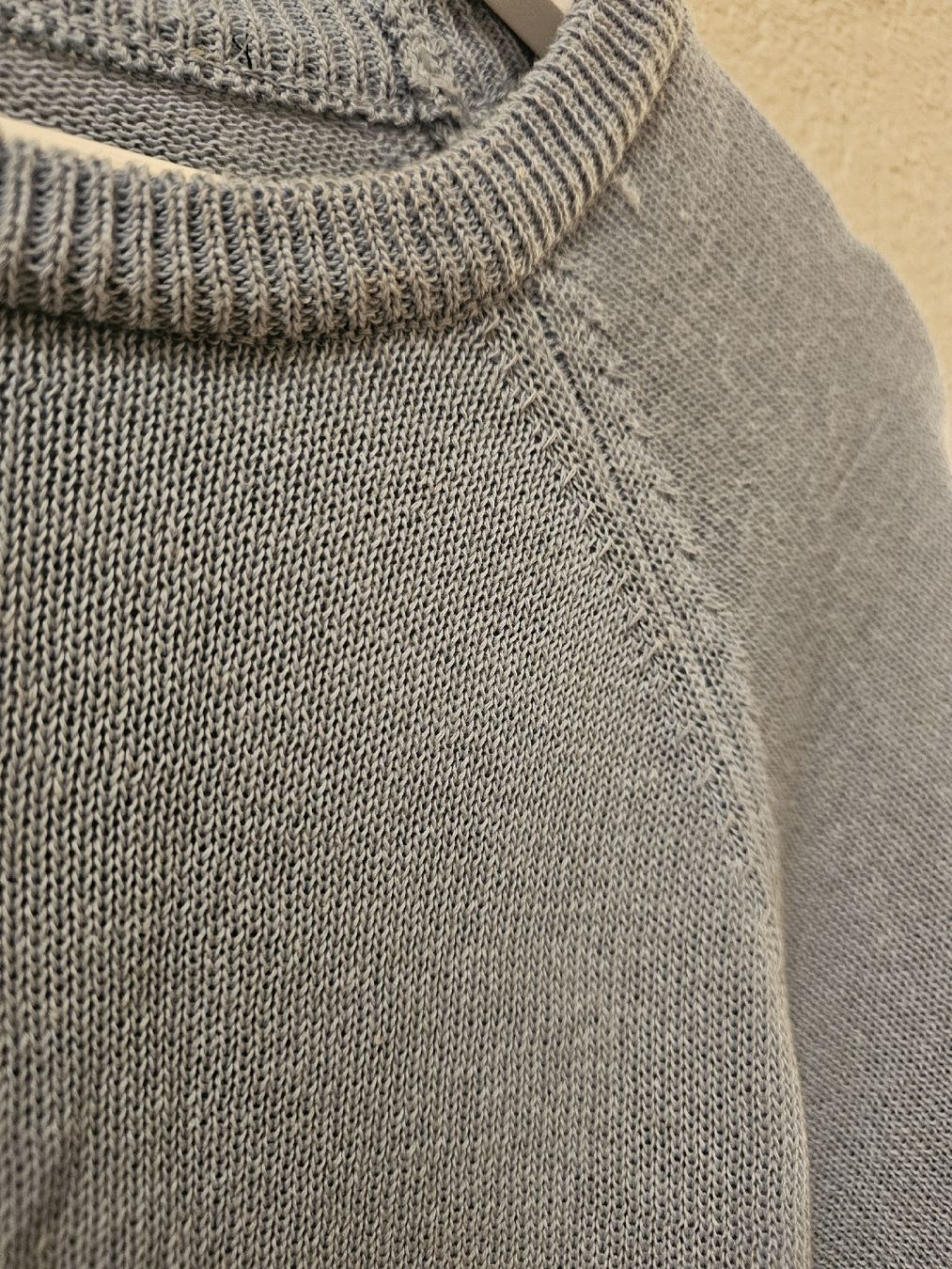 Zara Maglioni & Felpe: Leichter ZARA Crop Pulli Gr. S in Hellblau – Usato da Bern venduto da Oscarella 3