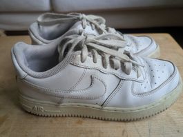 Weisse Nike Air, Grösse 36