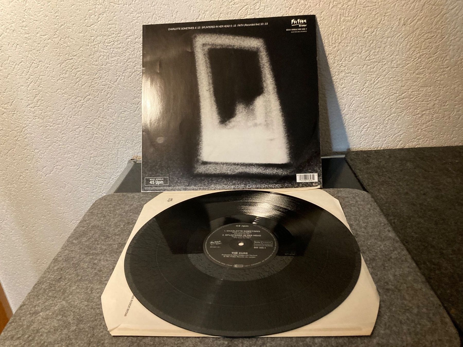 Schallplatten: The Cure - Charlotte Sometimes (12") – Gebraucht aus Fribourg von Karushi 1