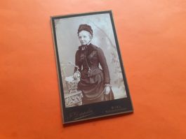 SCHWIIZER FRAU DAZUMAL - EHRwüRDIGI ALTI DAME - BIEL BIENNE