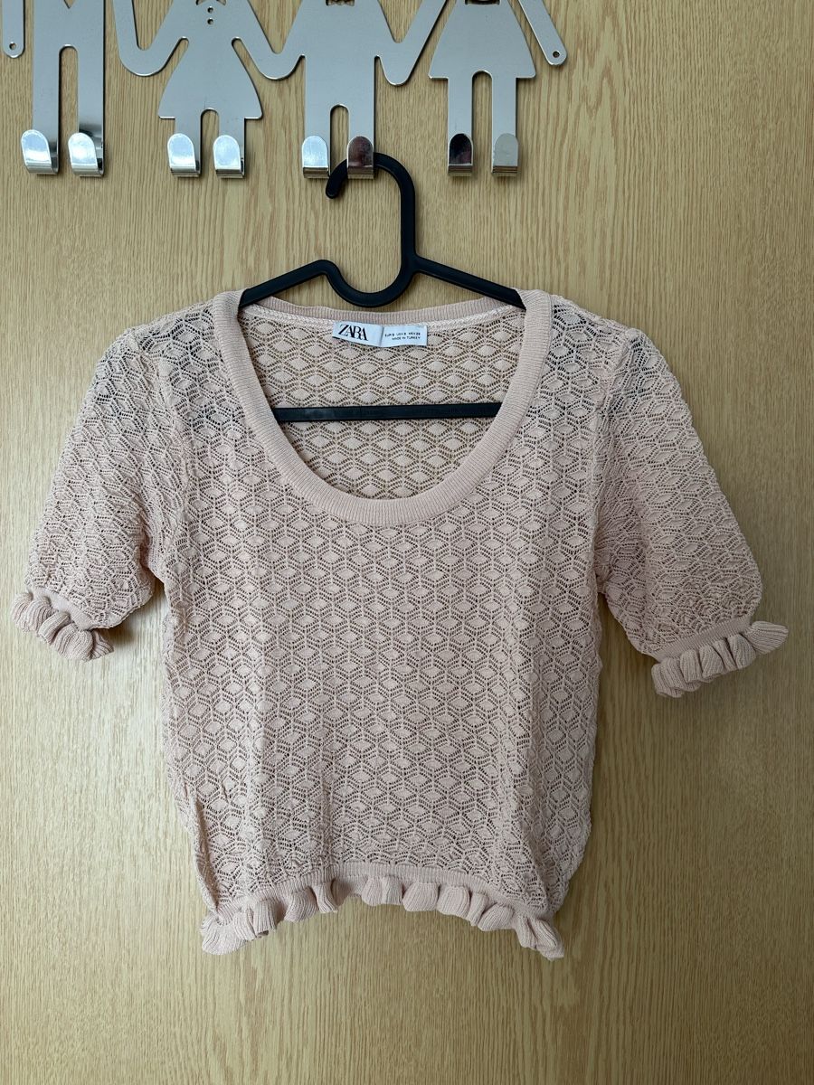 Zara T-shirt: Shirt Zara pink crochet S – Usato da Gordola venduto da EleSecondHand-TCG