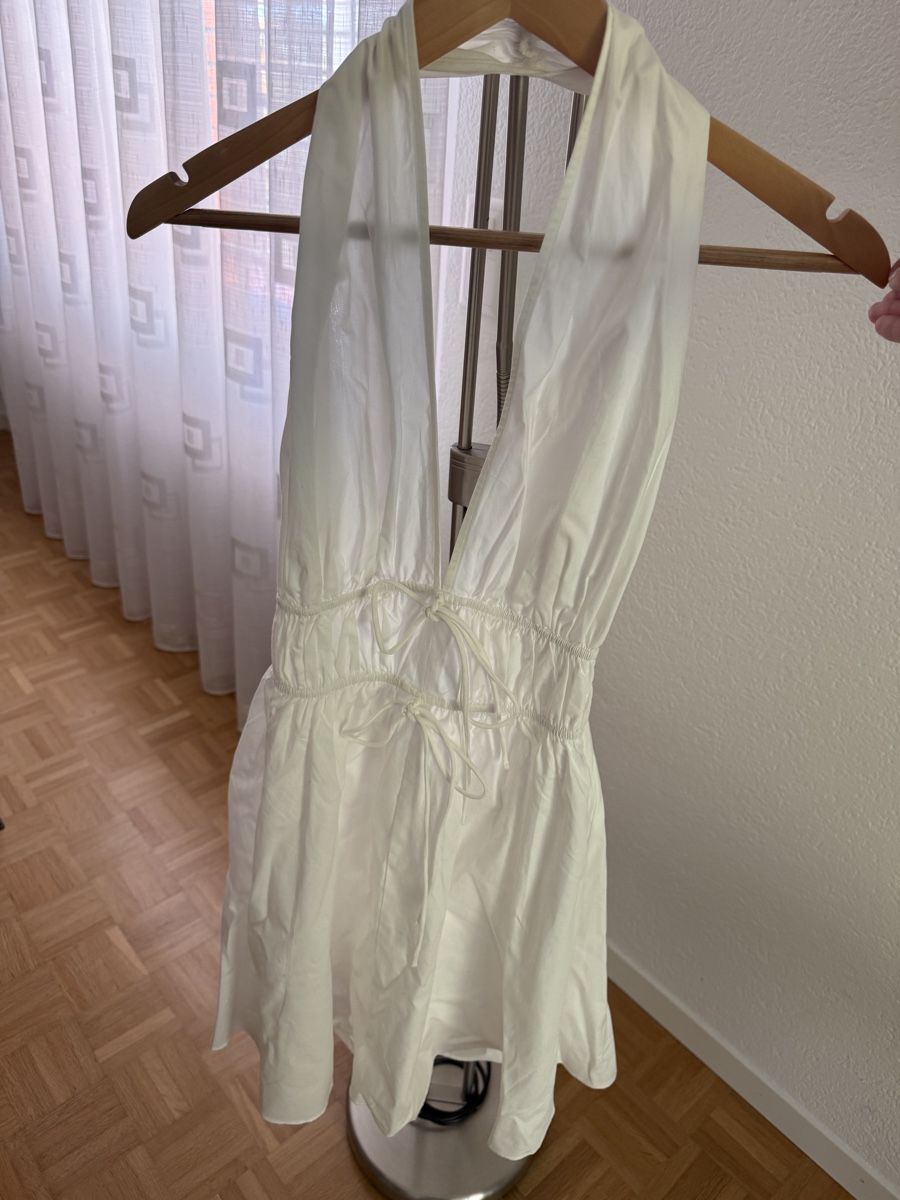 H&M Kleider: Kleid weiss Grösse M neuwertig – Neu (gemäss Beschreibung) aus Langenthal von raz_q7jm