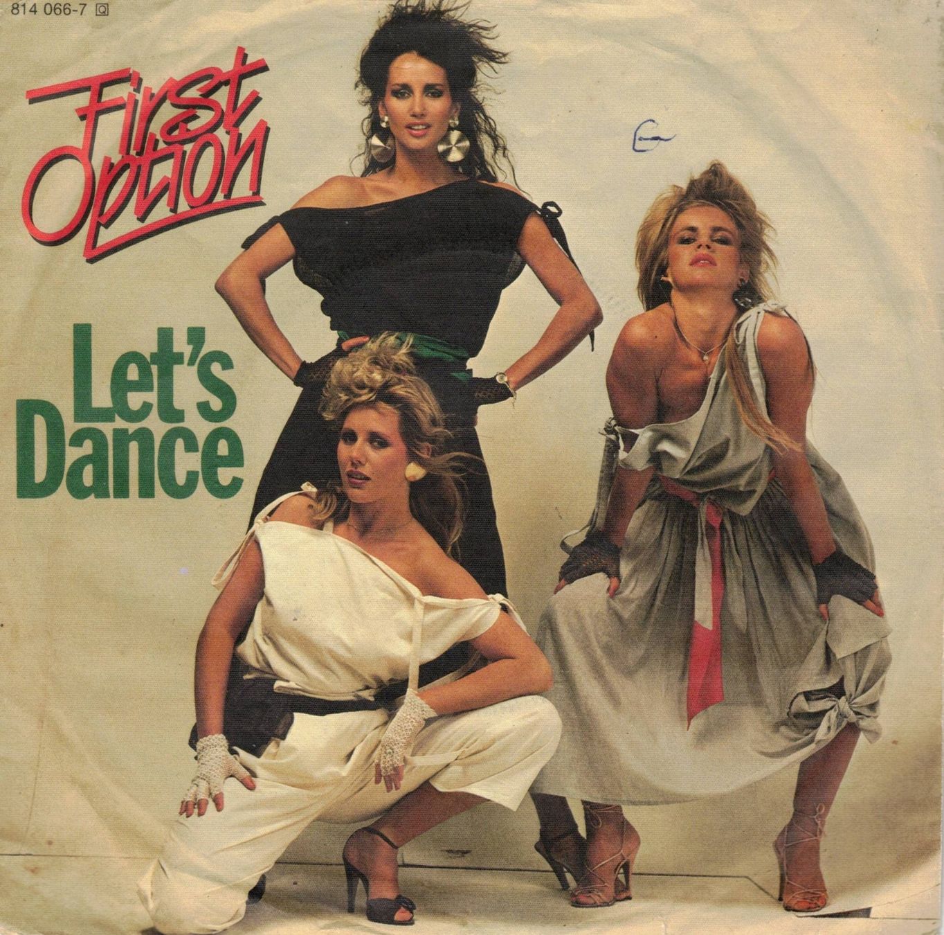 Schallplatten: First Option  --  Let`s Dance  Single7 – Gebraucht aus Rheinau von thealbum
