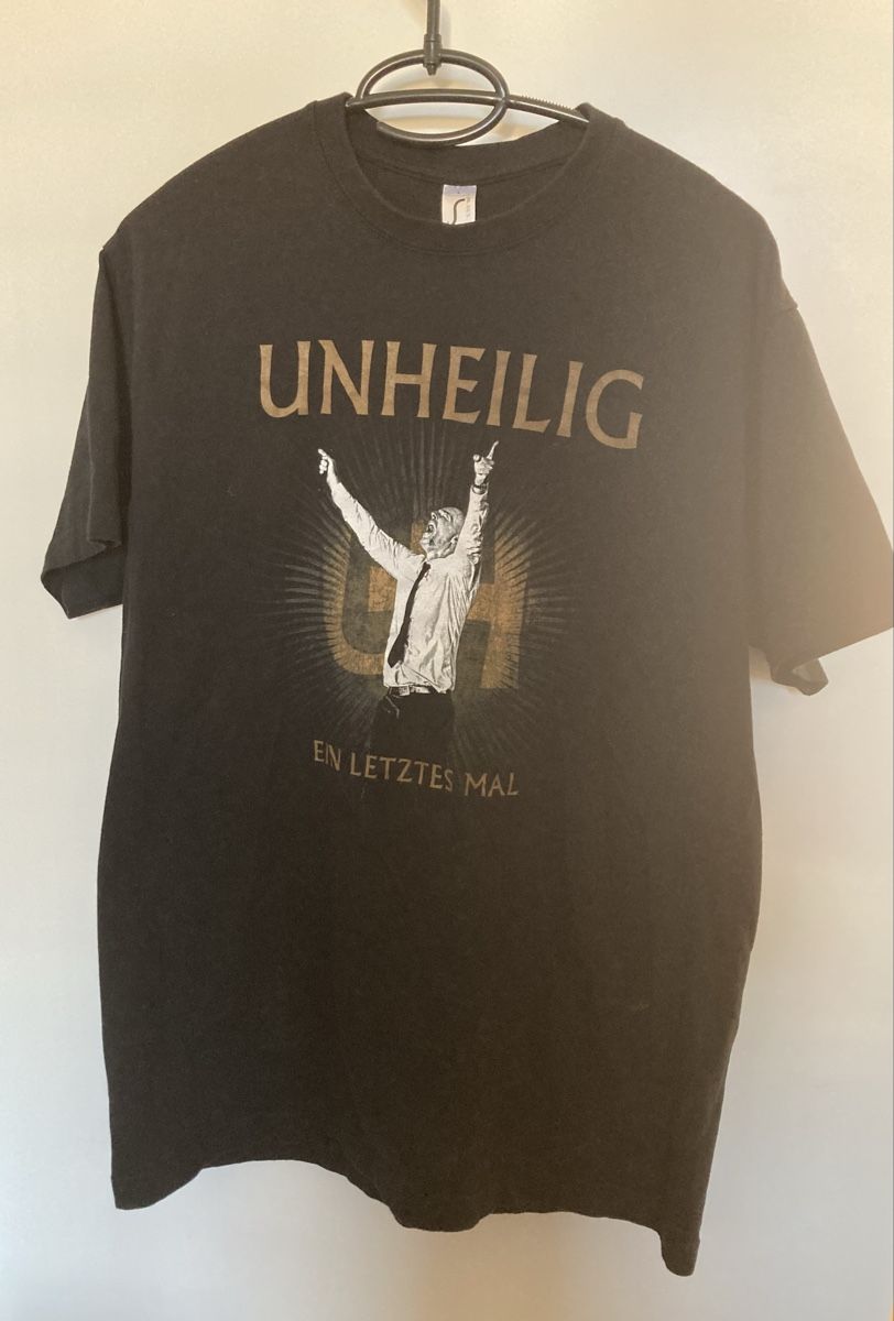 T-shirt: Unheilig T-Shirt Gr.  – Nuovo (secondo la descrizione) da St.Gallenkappel venduto da apopka