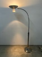 Designer Stehlampe Edelchromstahl dimmbar funktioniert