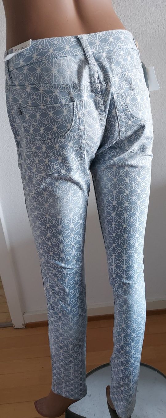 Element Jeans: Neue Element Damen Jeans Slim, Grösse 28, Sommer – Neu und originalverpackt aus Basel von Mazzo84 1