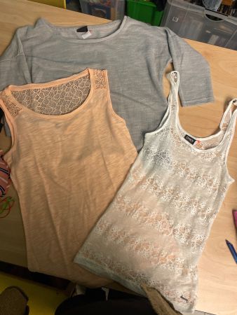 3 neuwertige Only Top/Pulli Gr.S👧🏻