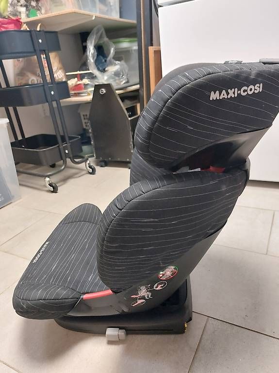 Auto-Kindersitze: Autositz Maxi Cosi – Gebraucht aus Rüti Zh von finschi