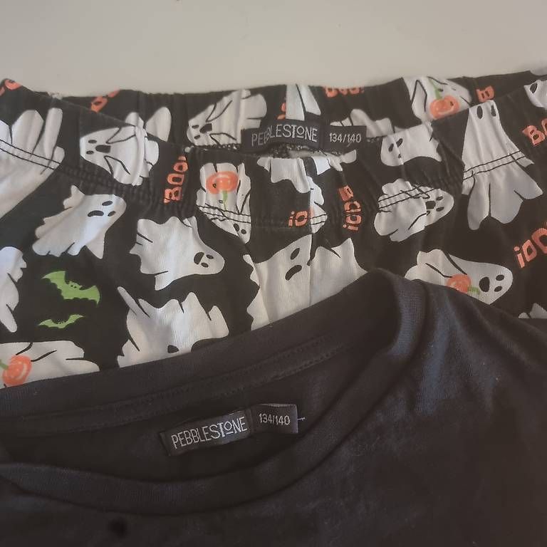 Pyjamas: NEU Halloween Pyjama Gr. 134/140  – D'occasion à Bern par DiLara2000 1