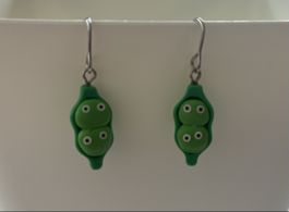 Unusual Earrings pea pod design, green - fun for kids/adults
