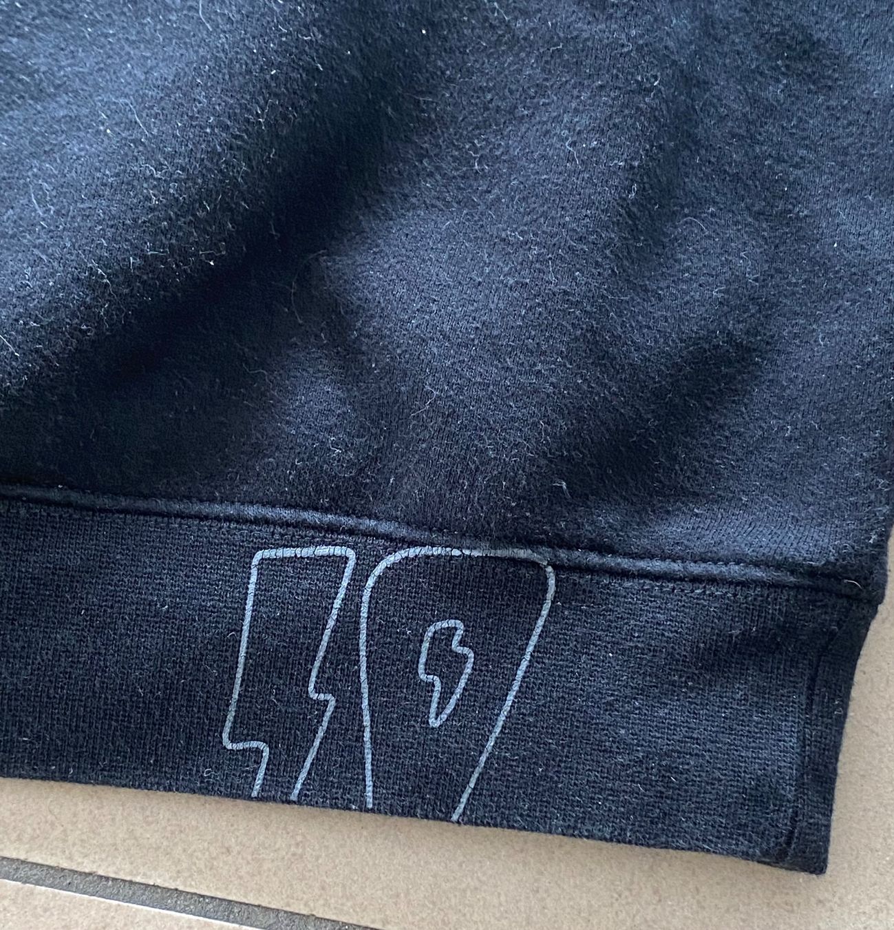 Pullover & Sweatshirts: 10 DEEP x Pokemon Mauzi Pullover schwarz M – Gebraucht aus Lachen SZ von derMensch1111 5