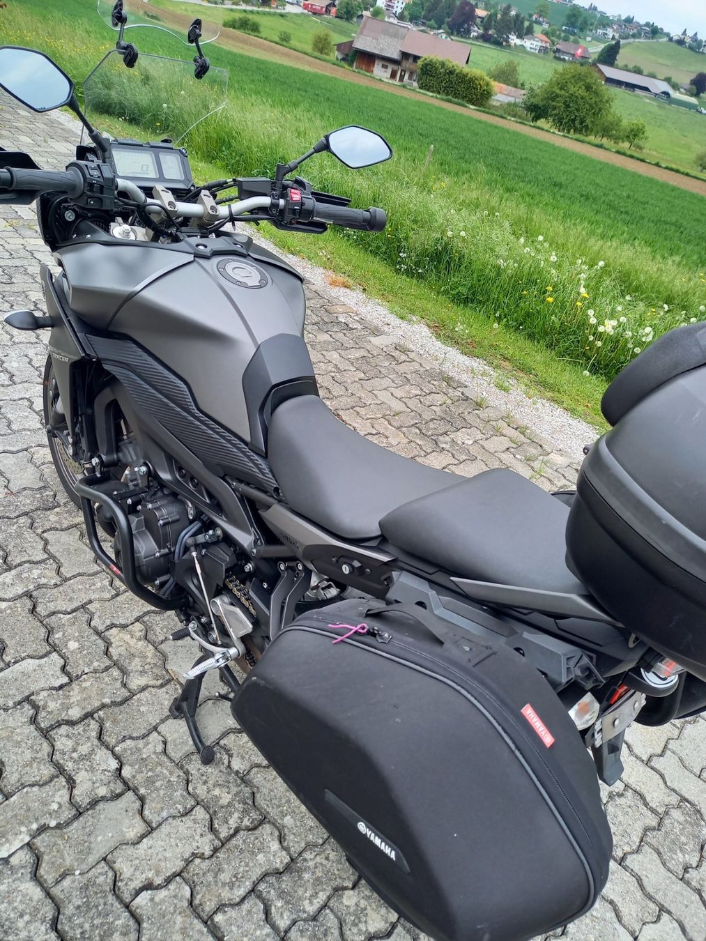 Yamaha Touring: Yamaha MT 09A Tracer – Usato da Schmitten FR venduto da fuego81 3
