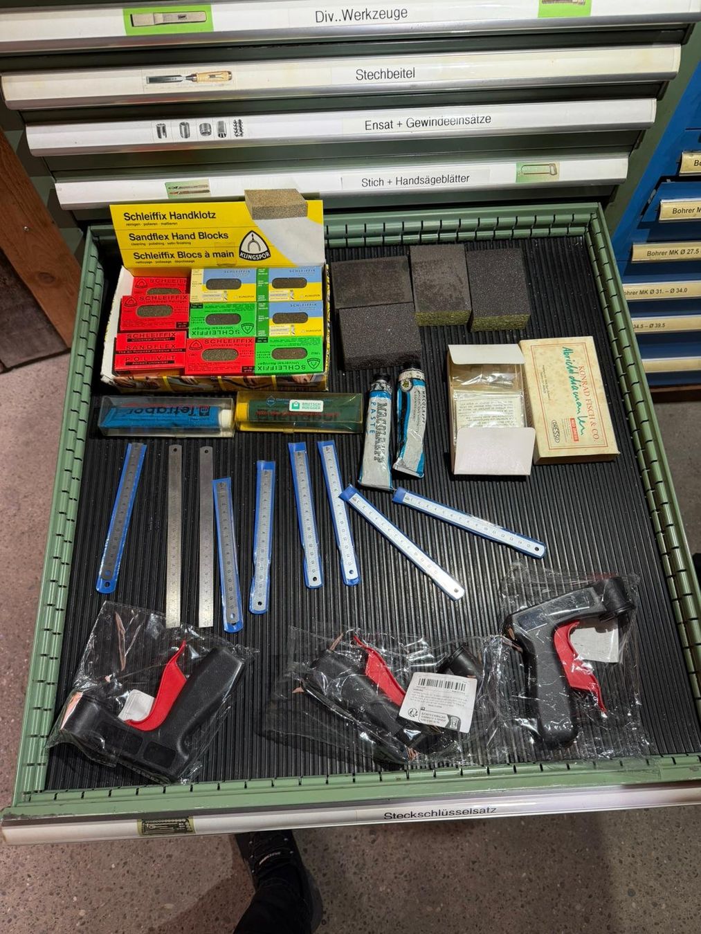 Tutti gli attrezzi: Diverse Werkzeuge – Usato da Buchs AG venduto da Werkstatt-Shop