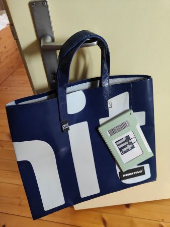 Freitagtasche Cake F704