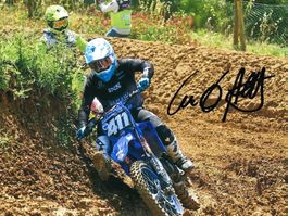 Skistar beim Motocross, Luc de Aliprandini, 2021