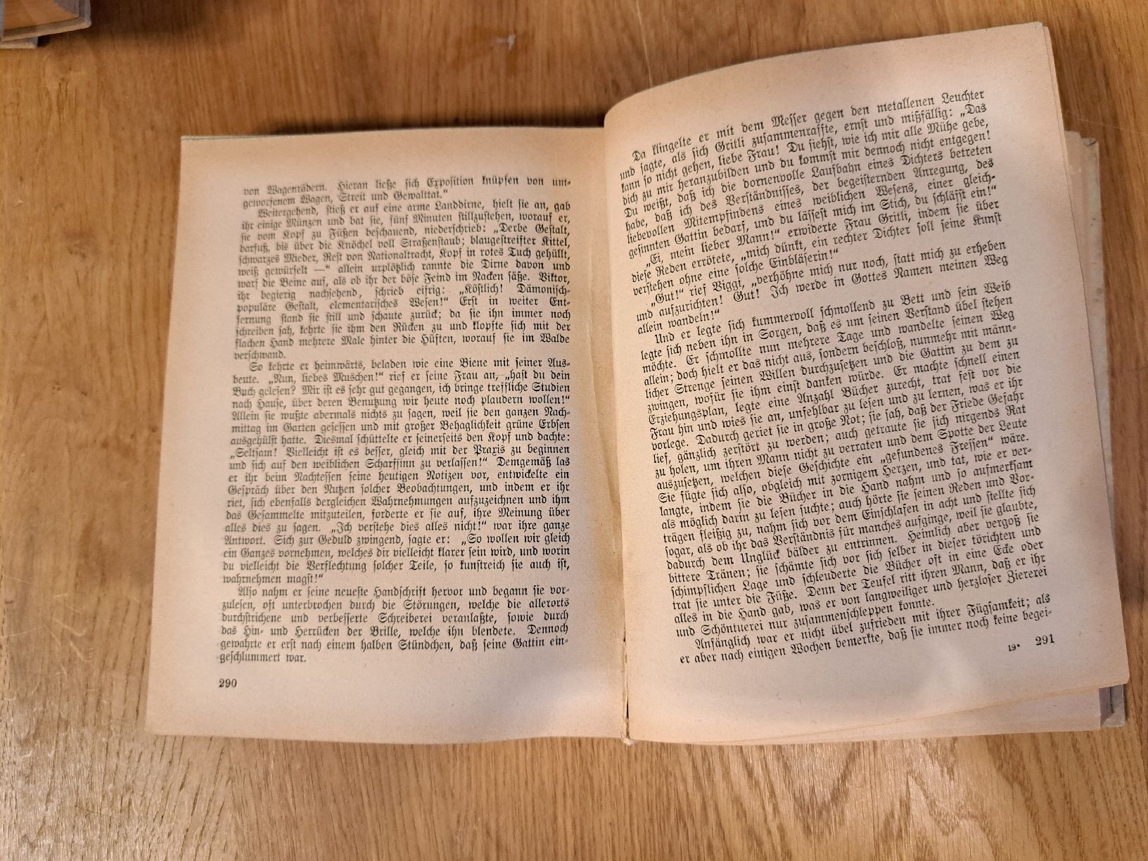 Libri: Gottfried Keller 4 Bücher   – Usato da Pratteln venduto da mab_f2fz 6