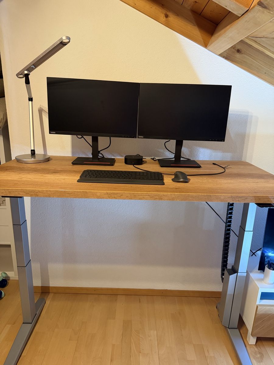 Bureaux: Premium Homeoffice-Setup – D'occasion à Glis par dkiss95 2