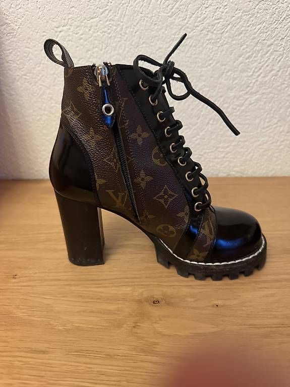 Louis Vuitton Scarpe da donna: Louis Vuitton Stiefel – Nuovo (secondo la descrizione) da Oftringen venduto da Vezzi 1