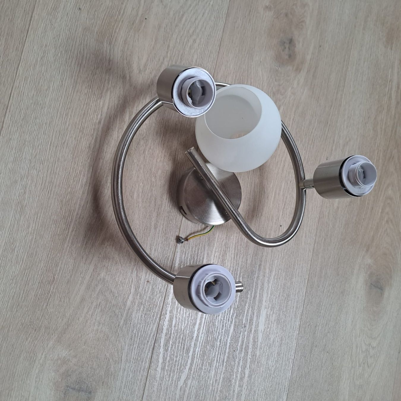 Lampadari & plafoniere: Moderne Deckenlampe, Metall, 3flammig.2 gläser fehlen. – Difettoso da vordemwald venduto da Zopf0 1
