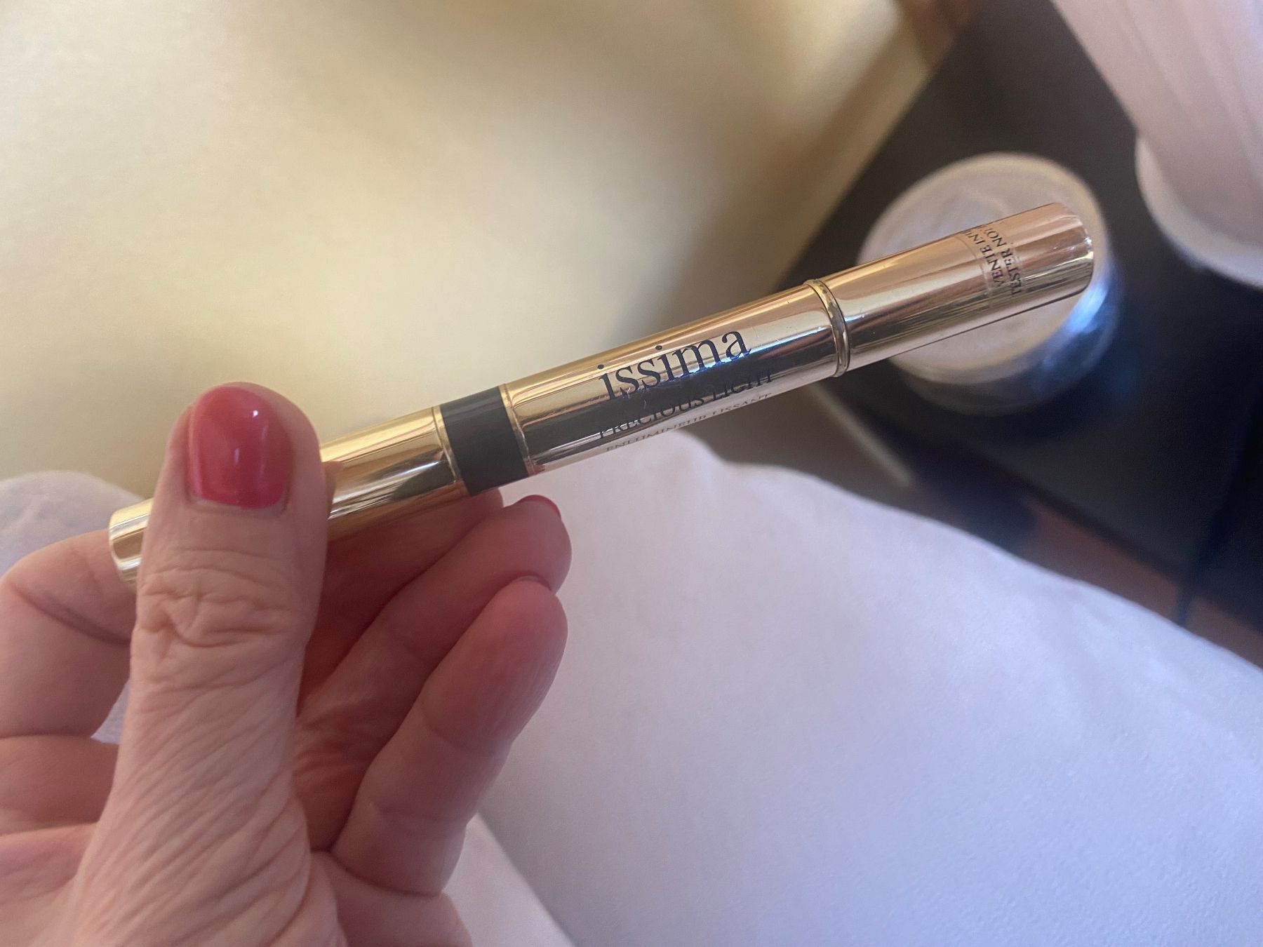 Guerlain Make-up: GUERLAIN Issima Precious light illuminateur lissant – Gebraucht aus Belmont-sur-Lausanne von chu_vxf5