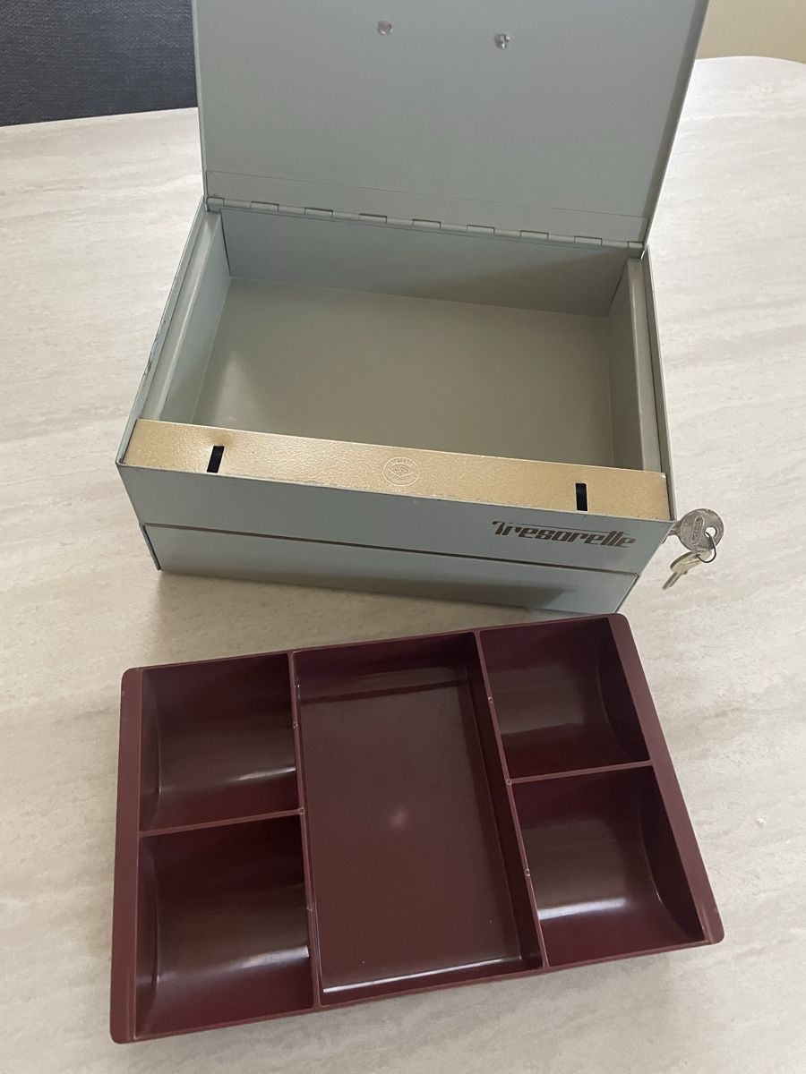 Registratore di cassa: Wesco Geldkassette Tresorette – Usato da Flawil venduto da Naphtali 4