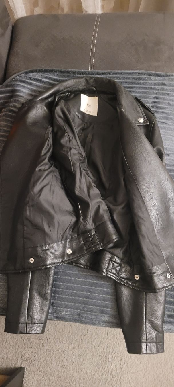 Mango Vestes: Veste MANGO simili cuir/ taille 36 – Neuf (Voir description) à Vevey par x_y_f 1