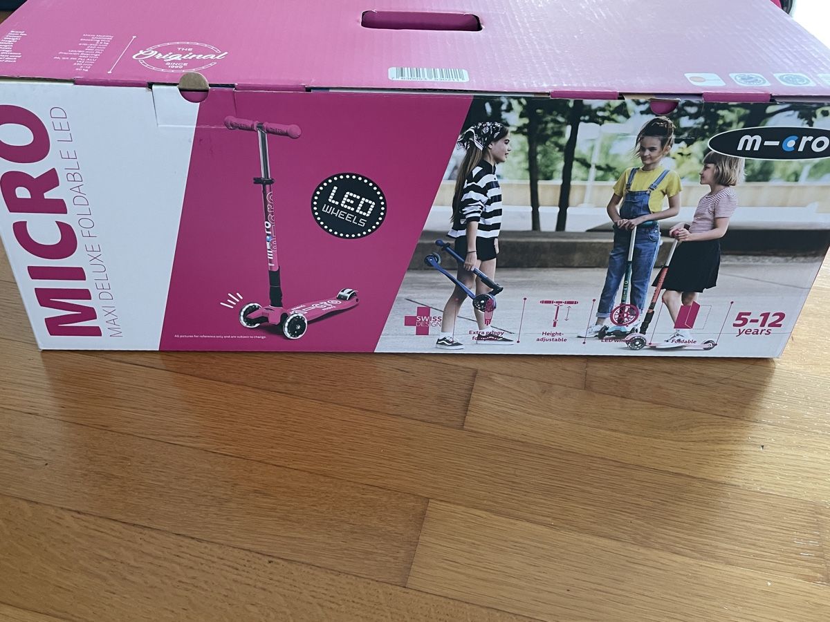 Micro Kickboard: Micro Maxi Deluxe Foldable LED – Usato da Zug venduto da Batusai 6