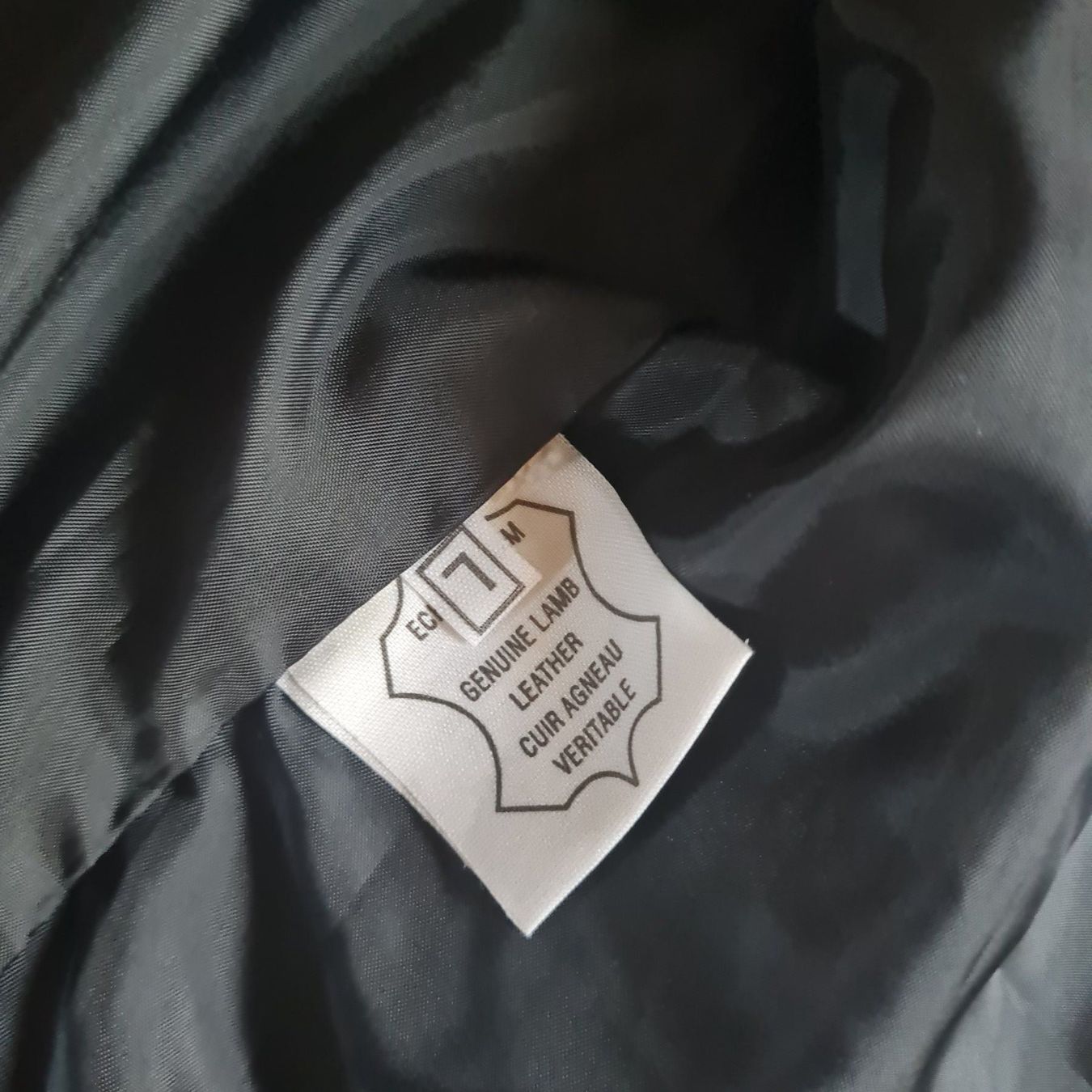 Gilets: Lederweste in schwarz , Grösse L – D'occasion à Coeuve par Nelly2 2