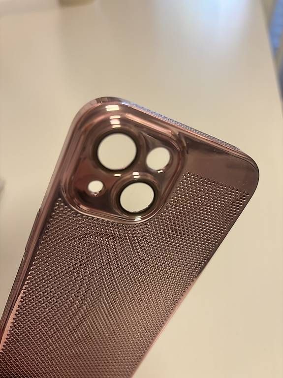 Covers & Schutzfolien: Handyhülle Iphone 15 NEU – Gebraucht aus Wittenbach von urs_8ndz 1