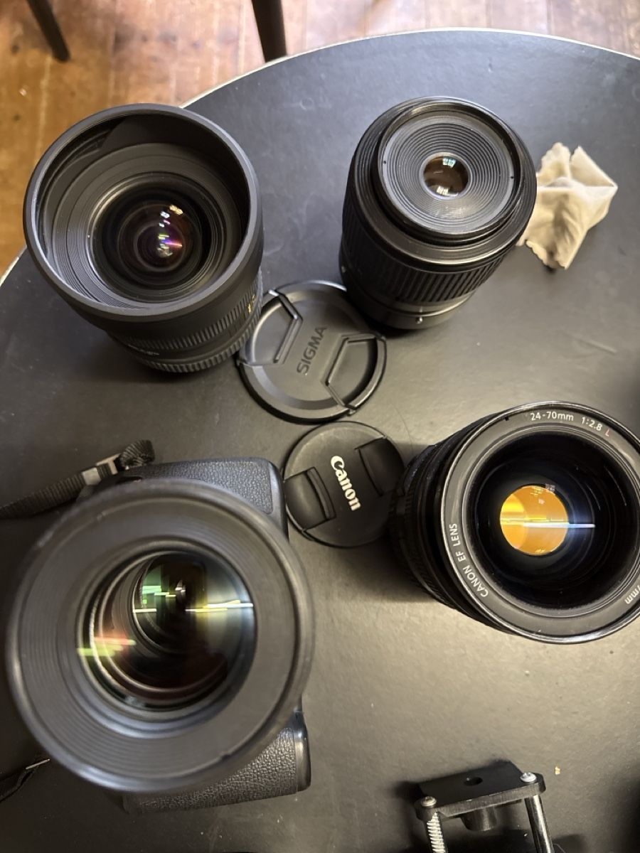 Canon Fotocamera: Kameraset, Canon eos 5dsr, 4 Objektive, Blitz und Balgen – Usato da Basel venduto da Ramses1179 5