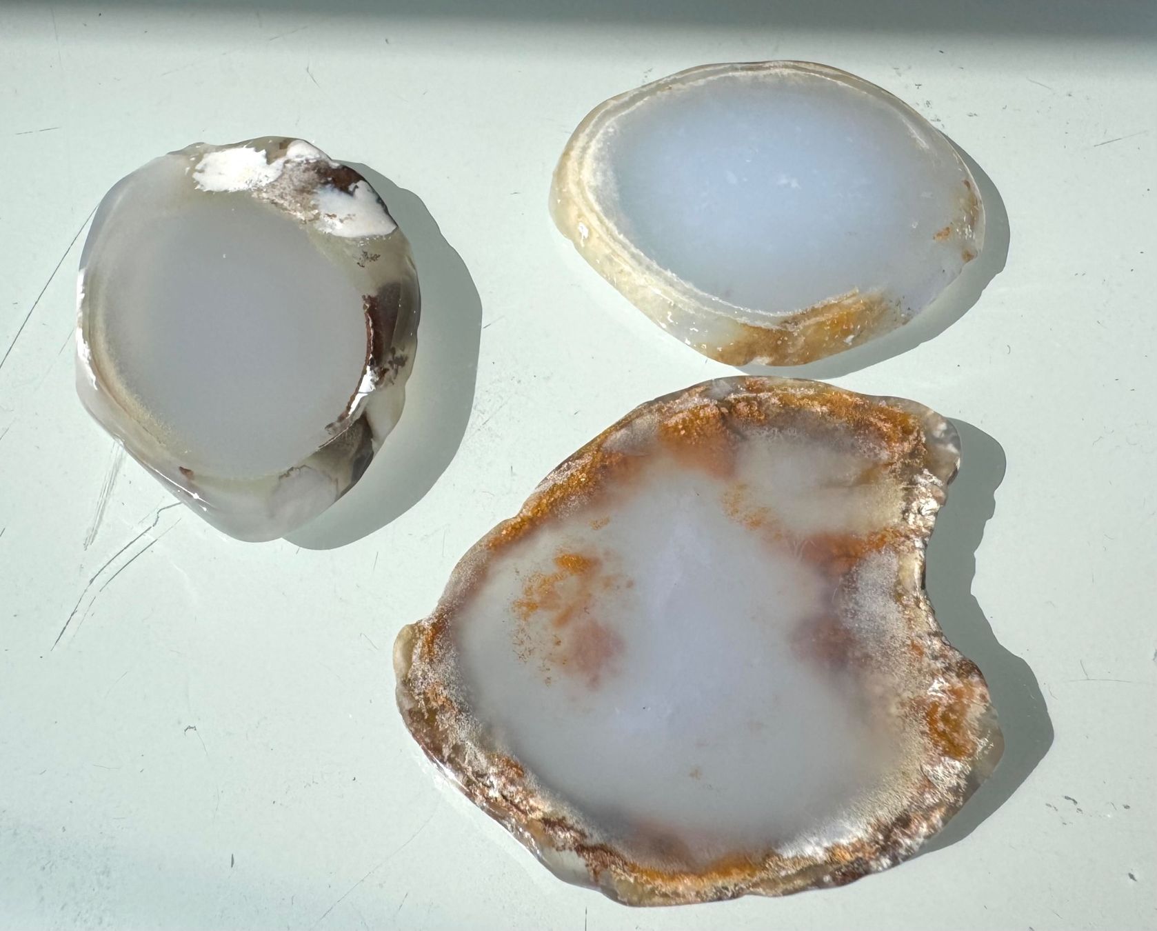 Edelsteine: Calzedon.    Scheiben  top Sammlung.  wunderschön poliert – Neu und originalverpackt aus Leuggern von gemshow 1