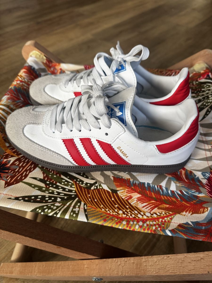 Adidas Herrenschuhe: Adidas Samba Gr. 37 1/3 – Gebraucht aus Gontenschwil von alioli