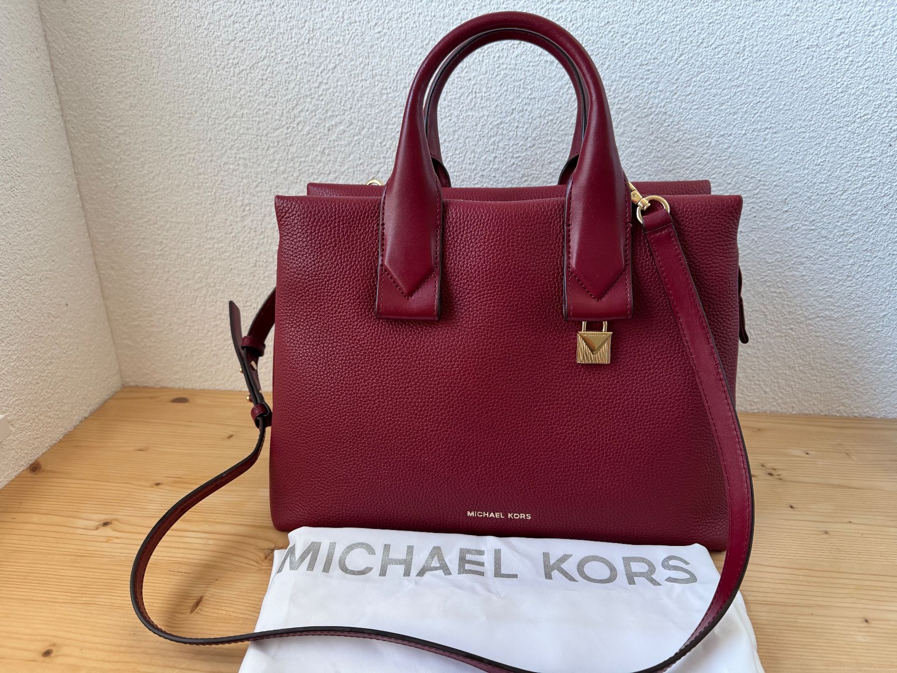 Michael Kors Borse da donna: Henkeltasche Leder Michael Kors – Usato da Gipf-Oberfrick venduto da fhr