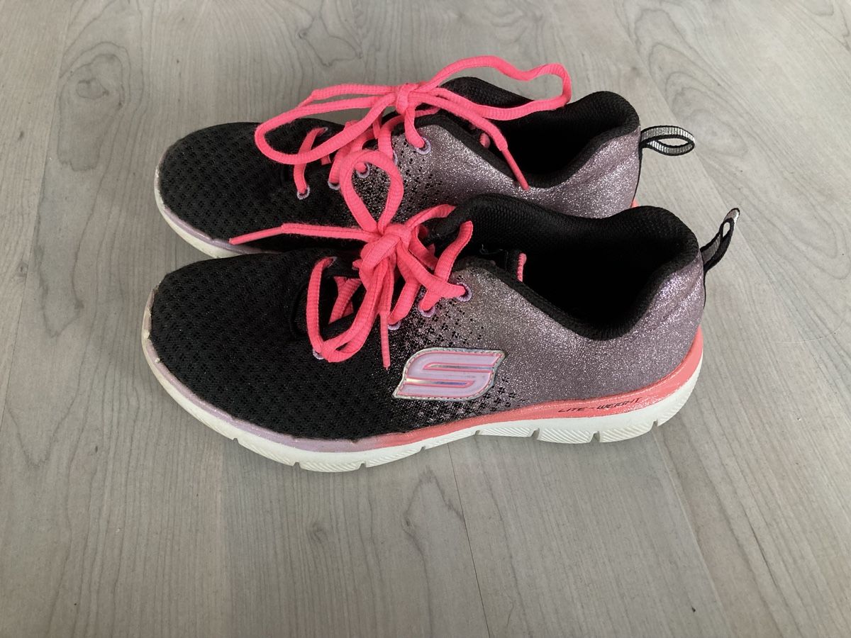 Skechers Scarpe per ragazze: Turnschuhe Sketchers 35 – Usato da Amden venduto da Karplusan 2