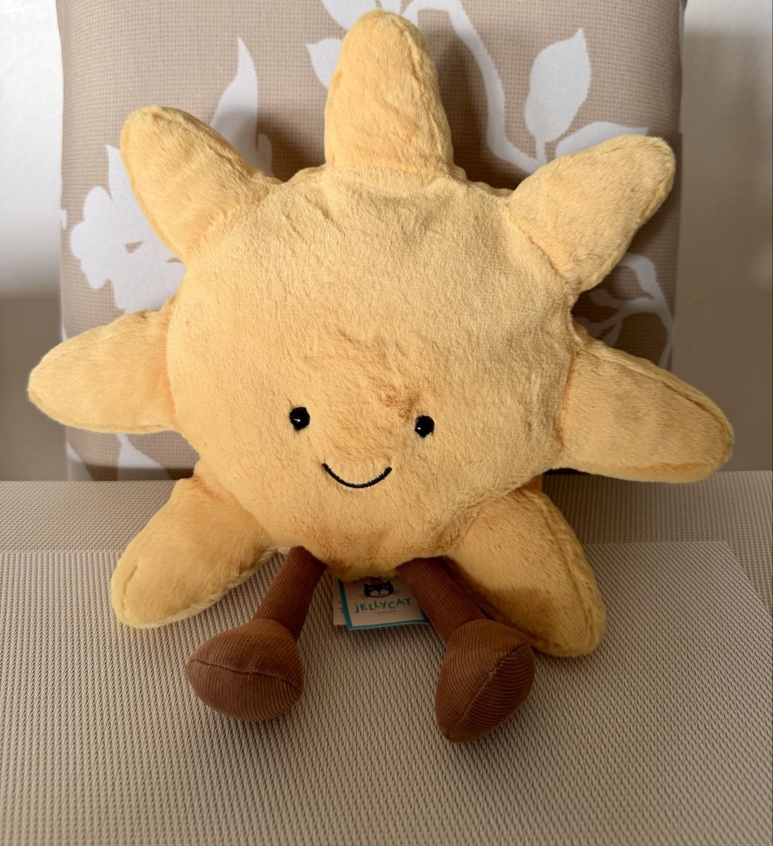 Jellycat Giocattoli: Jellycat Amuseables Sun Medium Sonne Plüschtier A2SUN – Nuovo e nell'imballaggio originale da Schaffhausen venduto da Sonne25