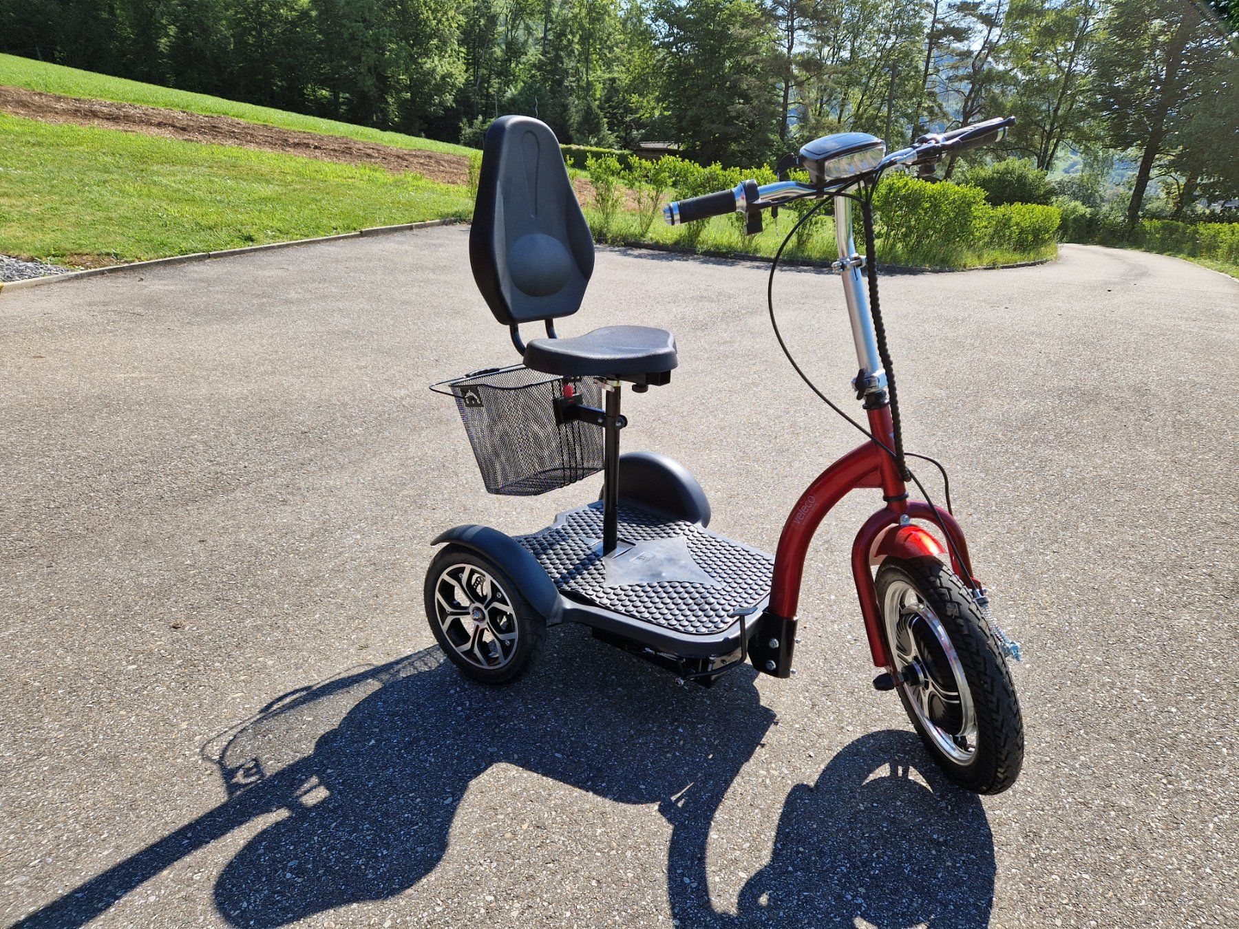 Scooters: Scooter électrique – Neu (gemäss Beschreibung) aus Montavon von kico66
