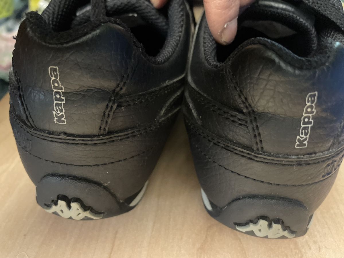 Kappa Scarpe da donna: Schwarze Kappa Sneaker Gr.37 – Usato da Obergerlafingen venduto da cabo4 3