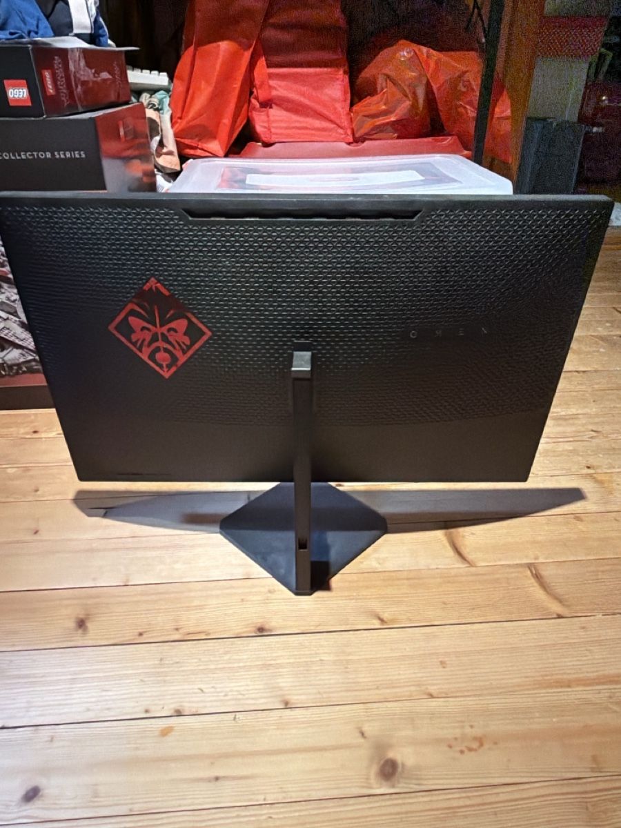 Monitor: Monitor – Usato da Silenen venduto da lev_w5hp 1