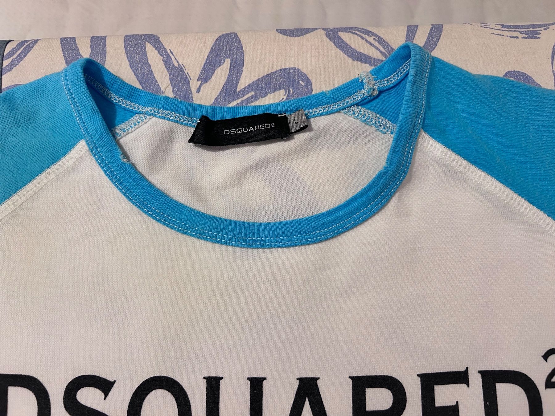 Dsquared2 T-shirts: DSQUARED Original – D'occasion à Schliern b. Köniz par need-it 3