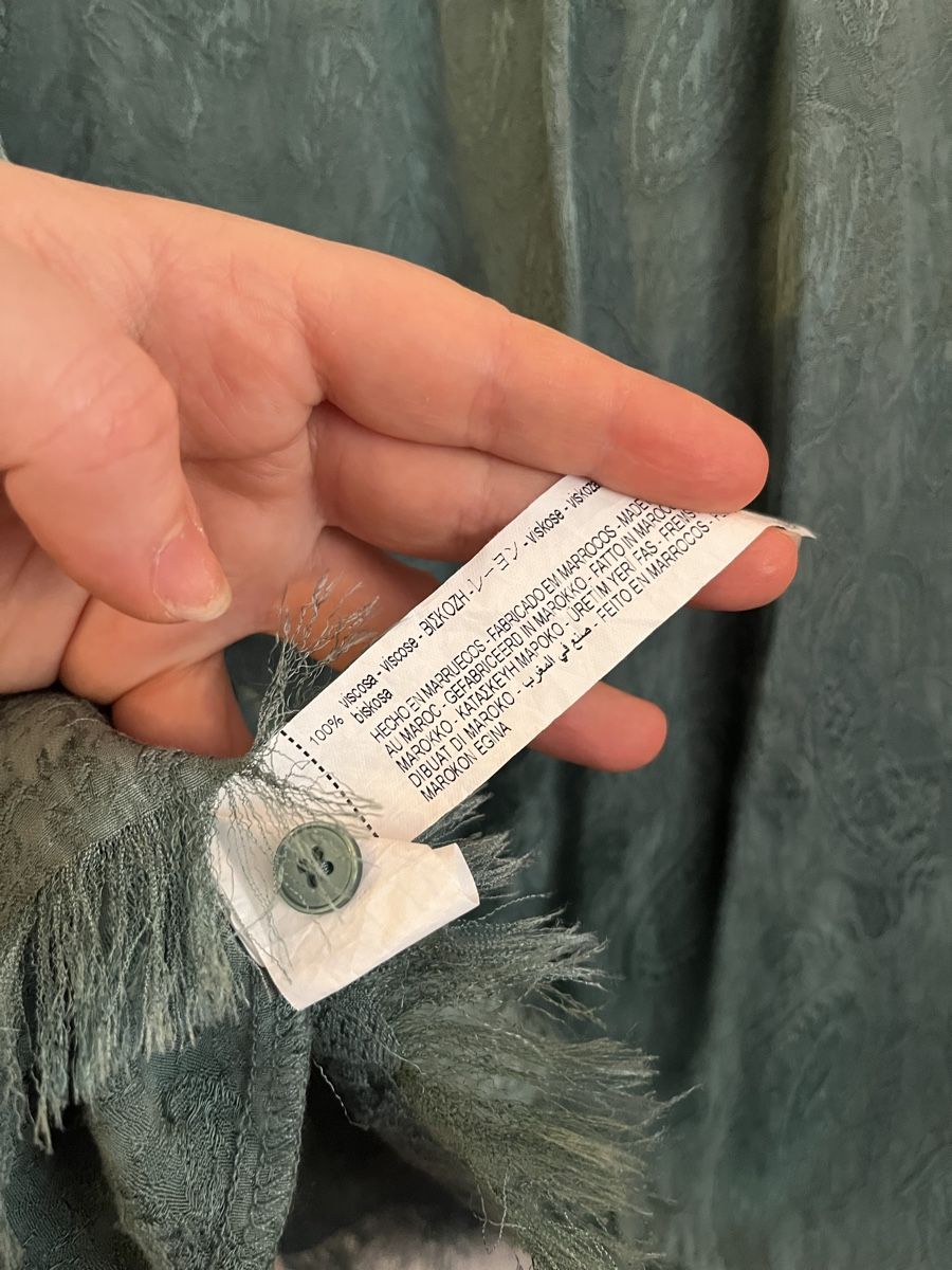 Zara Blusen: Zara Bluse grün gemustert L Fransen – Gebraucht aus Zürich von Closetbesties 4